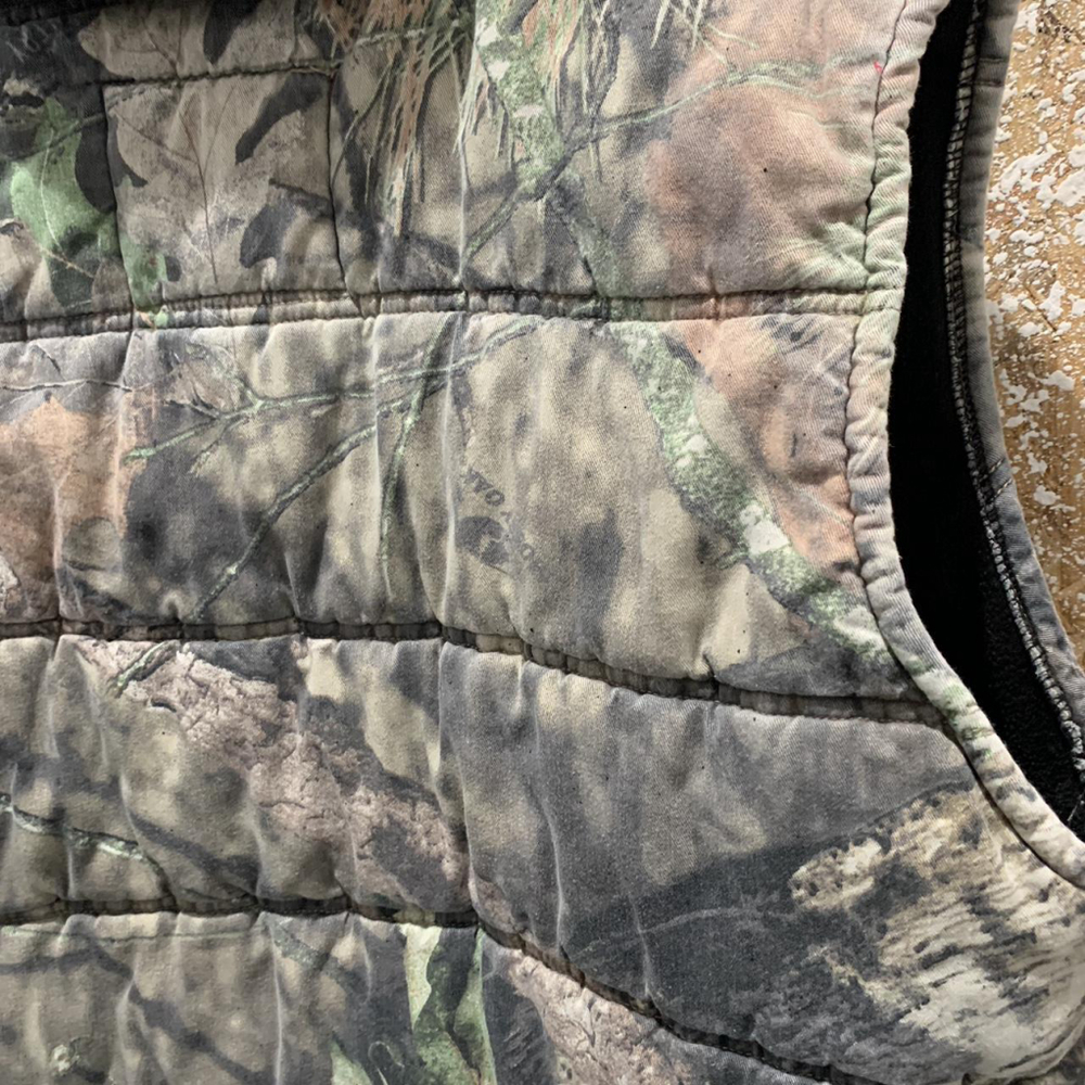 Vests - Picture 5 of 5